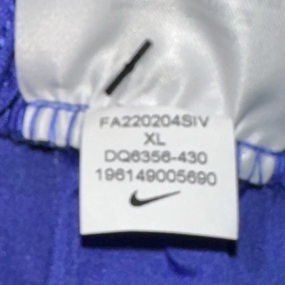 Womens Nike Running Shorts Size XL - Picture 6 of 6